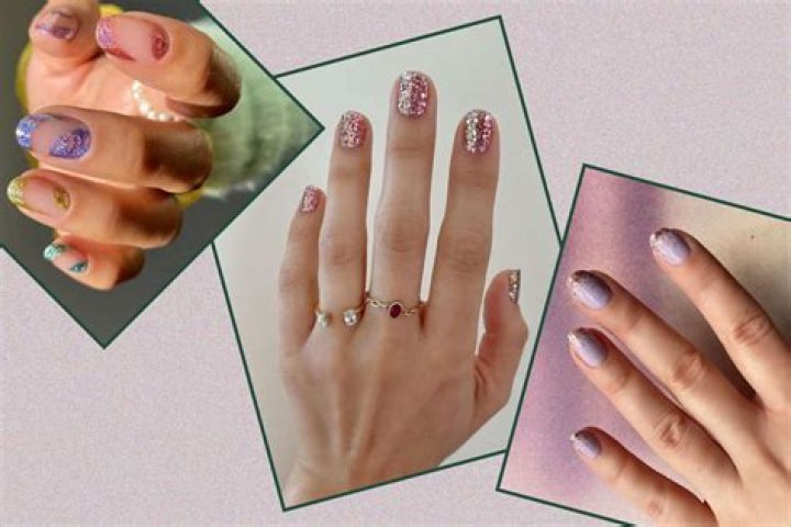 10 Glitter Nail Designs