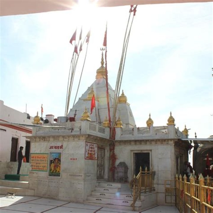 18 Captivating Facts About Naina Devi Temple