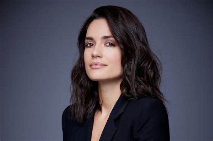 41 Facts About Torrey DeVitto