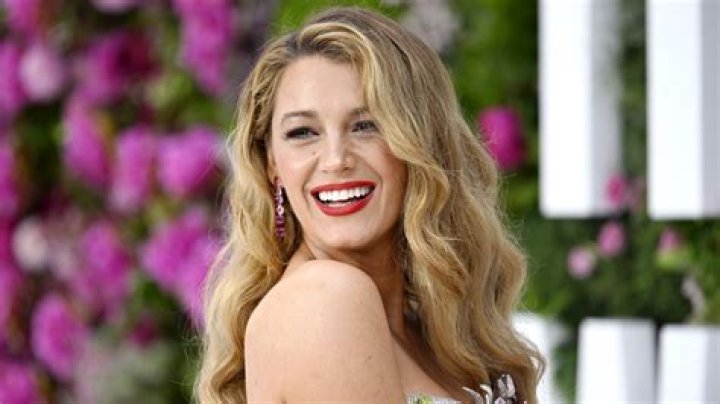 Blake Lively worked out hard to shed pregnancy fat for a drool worthy
