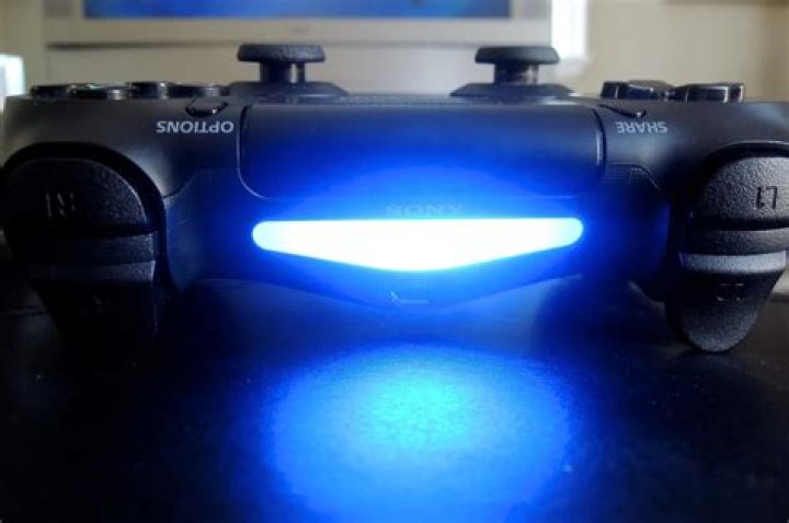 DualShock 4 light bar