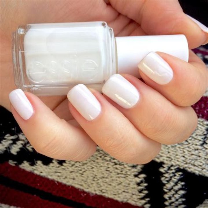 Essie Waltz