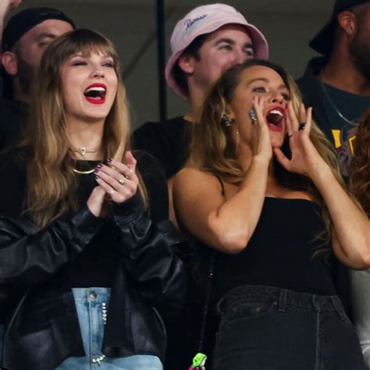 Is Taylor Swift Getting Fat? A Comprehensive Analysis