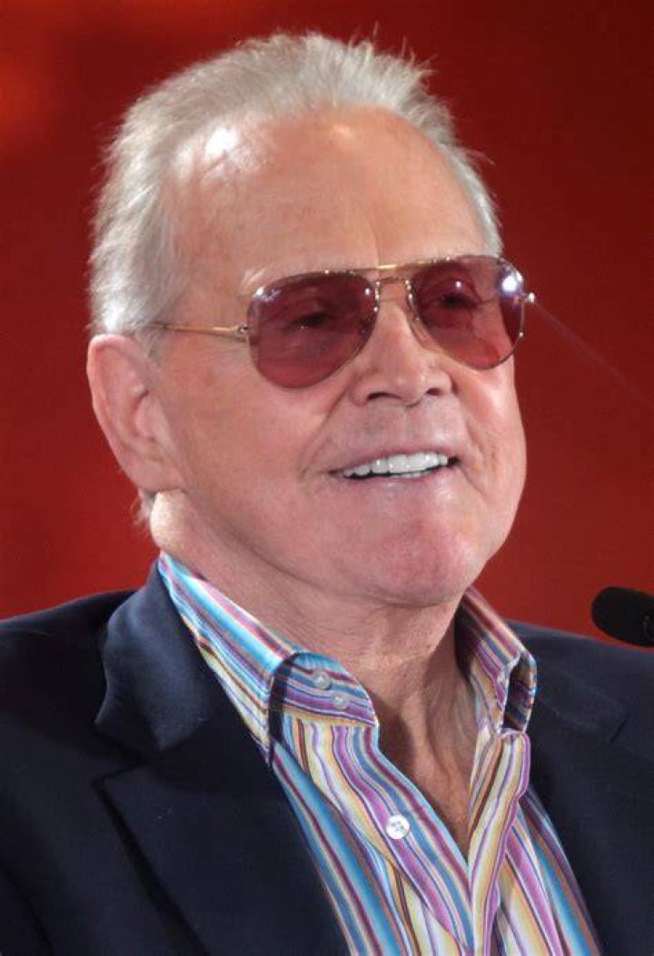 Lee Majors' exwife Karen Velez Biography Age, Children, Husband, Net