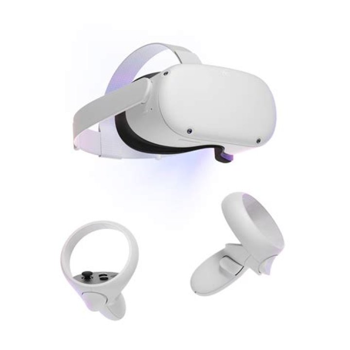 Oculus Quest 2 headset sitting in front of the Virtual Desktop logo