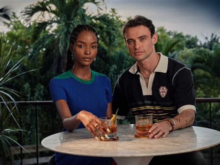 Symone SandersTownsend & Thomas Doherty SHERRI