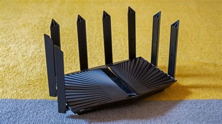 TP-Link Archer AX90 front